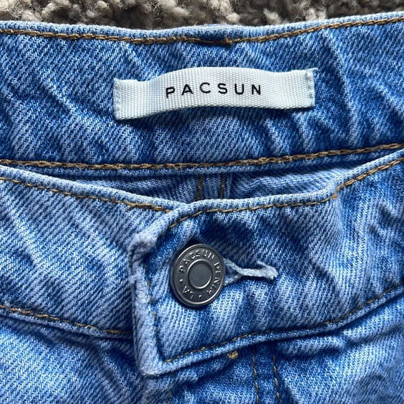 High Rise Straight Pacsun Ripped Knee Jeans - Picture 2 of 3
